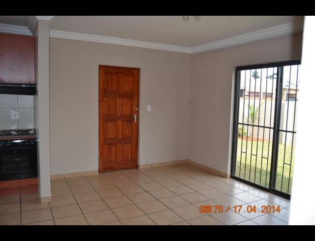 3 BEDROOM PROPERTY TO RENT IN DENNEOORD